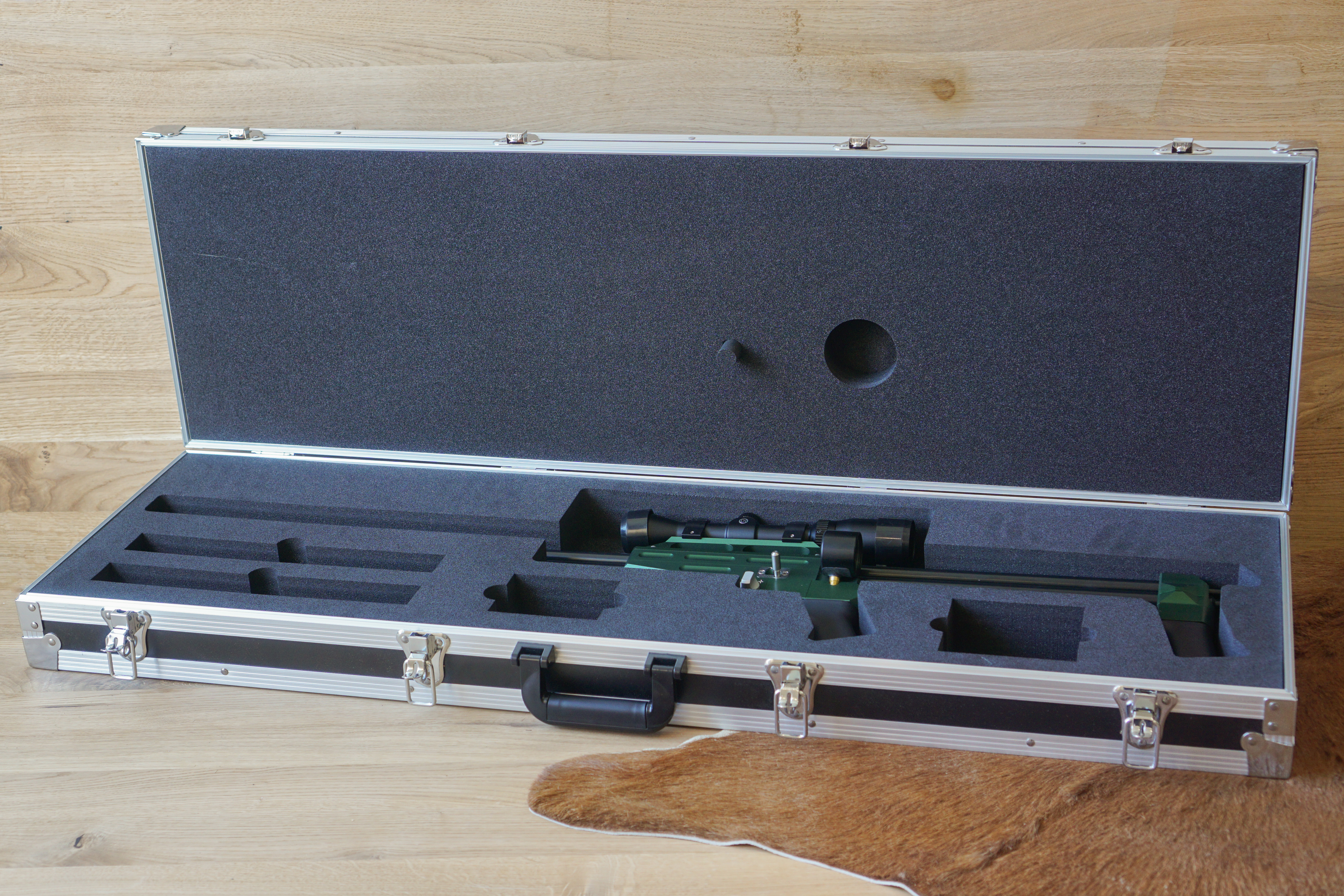 Hard case for projector model JMDB